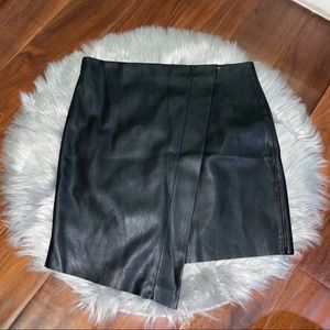 NWOT Zara Faux Leather Mini Skirt Size Medium